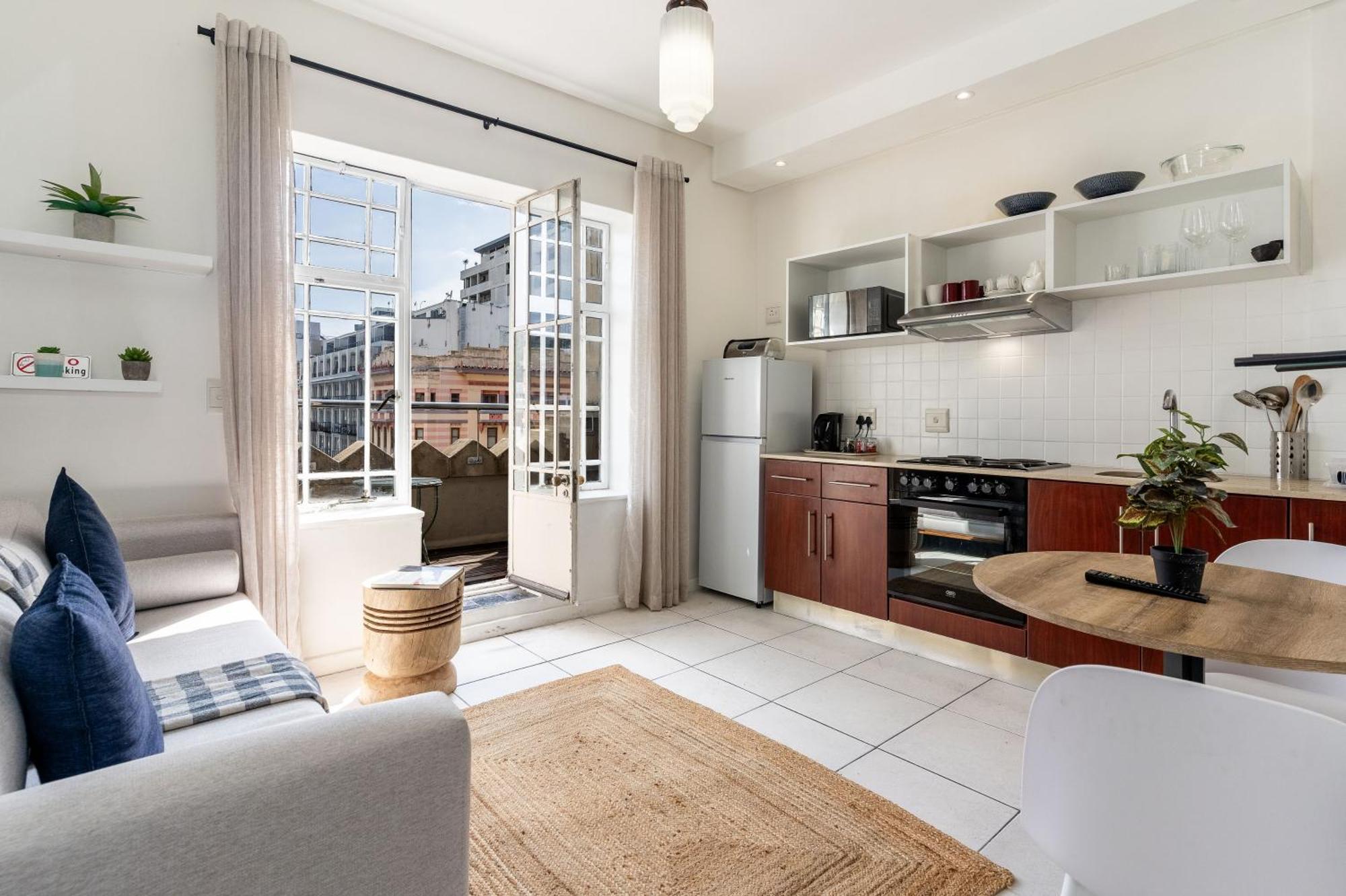 704 Market House Cbd Location